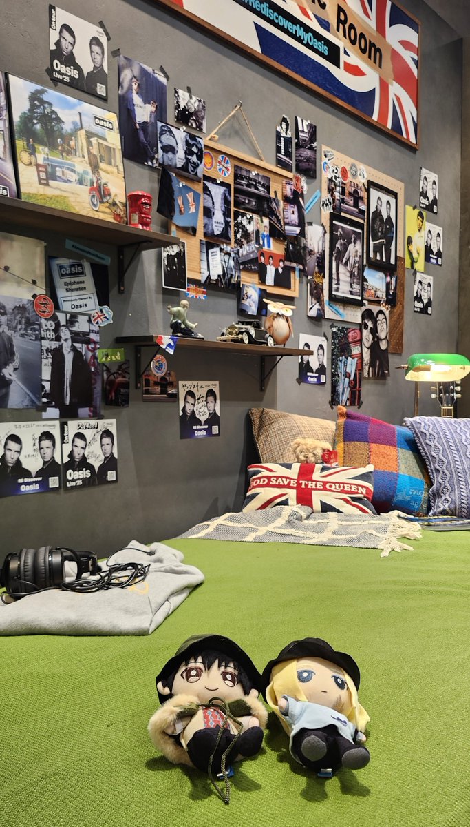 各々無配を用意して来てて同人女さん達のパワーを感じました､､ありがとうございます😭グッバイTOKYO✨