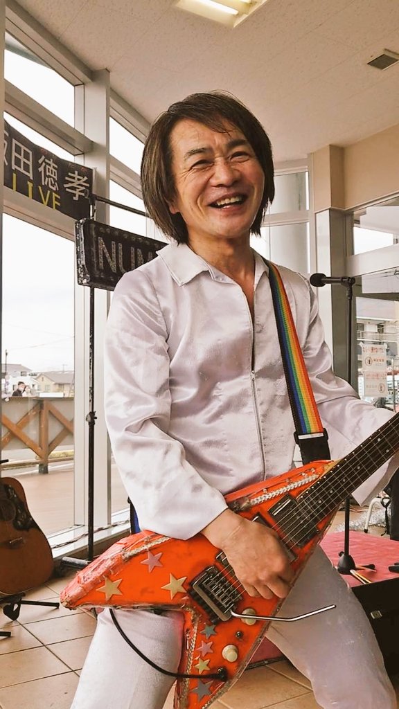 firebird2jp's tweet image. ありがとうございます
♪沼津みなと新鮮館の入ったCDは現地受付にて無料配布しております
またYouTubeも始めました。
youtube.com/@%E9%A3%AF%E7%…
新曲もね
youtube.com/playlist?list=…
では、これからも12店舗が入った沼津港のマーケットモール沼津みなと新鮮館を宜しくお願いします。
飯田徳孝