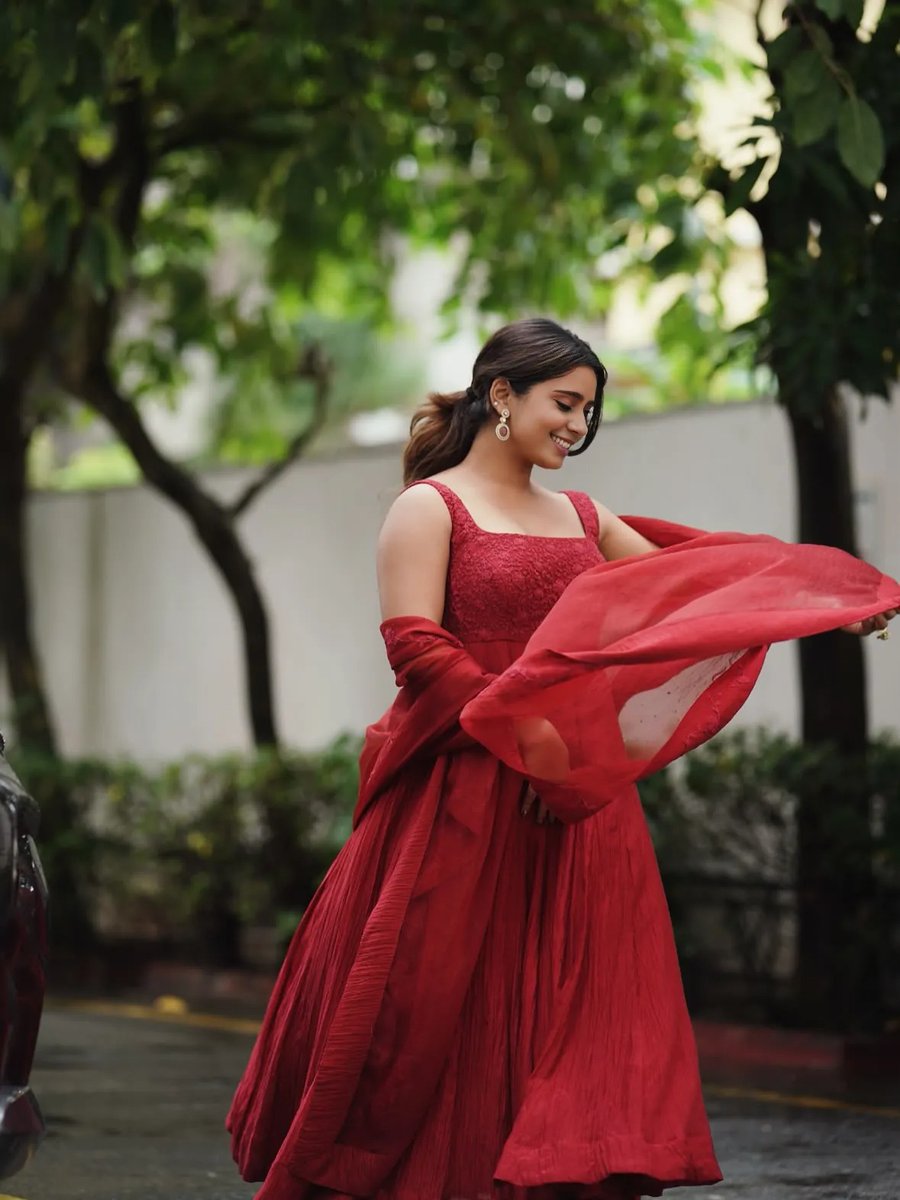 manisha_mithra's tweet image. Living my best life. #kurtilover #kurtistyles #kurtifashion #homelygirl #casualoutfits #casuallook #casualoutlook #casualdress #casualday #girlsstyles #girlstrends #girlsfashion #girlsoutfits #girlsmagic #duskybeauty #tamilponnu #nammaveetuponnu #thalaivarnirandharam #Jailer2