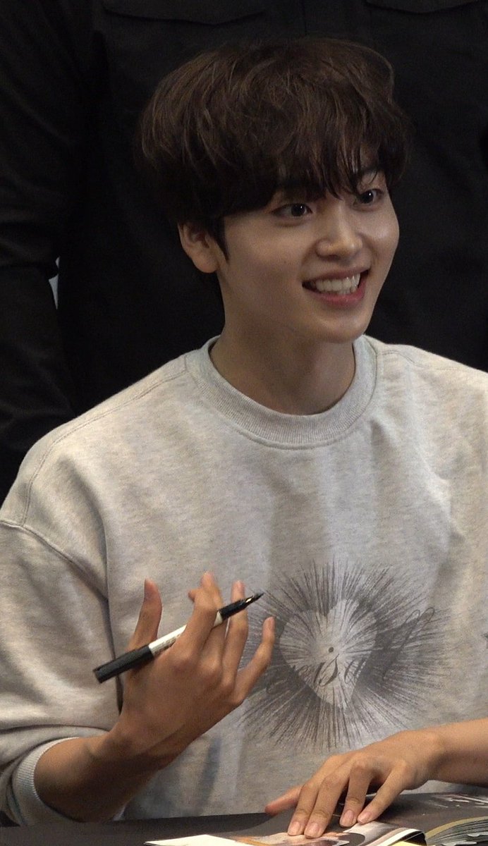 손 제일 💝🐾💖 << 이럴거같은 둘이 아니어서 좀 신기해