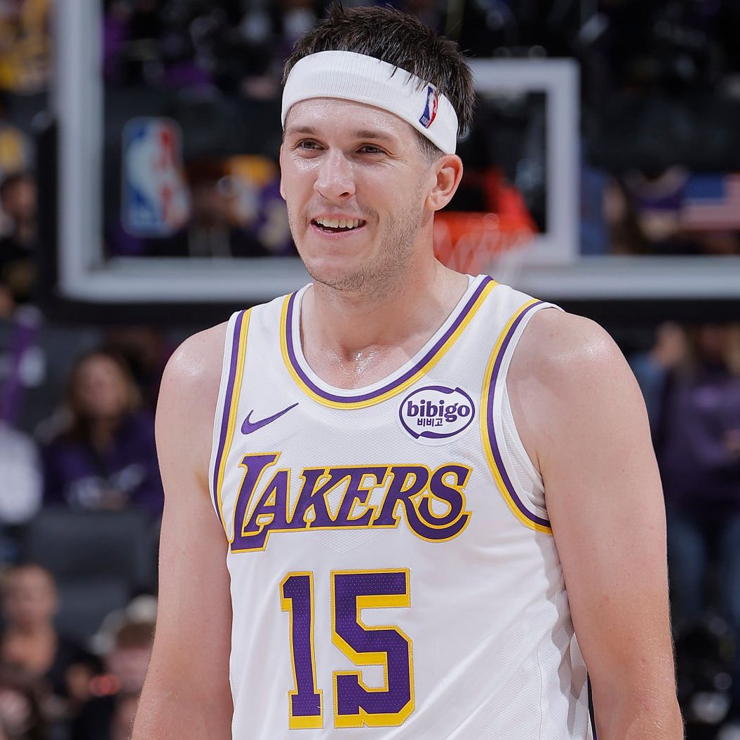 LakeShowYo tweet media