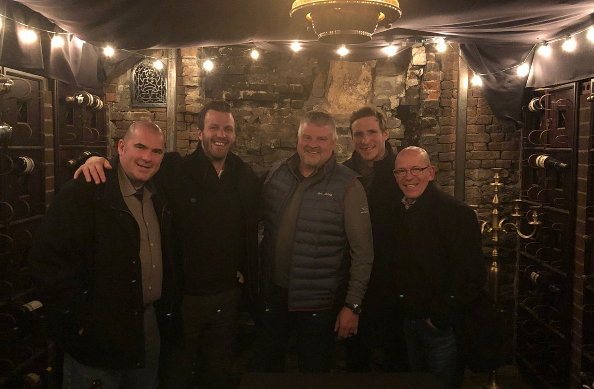 A very Happy 58th to this legend, <a href="/Chasenpucks39/">Kelly Chase</a> 
His loyalty to those who are loyal to him, is unmatched. I’m lucky to call him a friend. He has had my back on so many occasions. Many, many great times. Cheers my friend. Love ya big guy. ❤️<a href="/bluesalumni/">Blues Alumni</a>