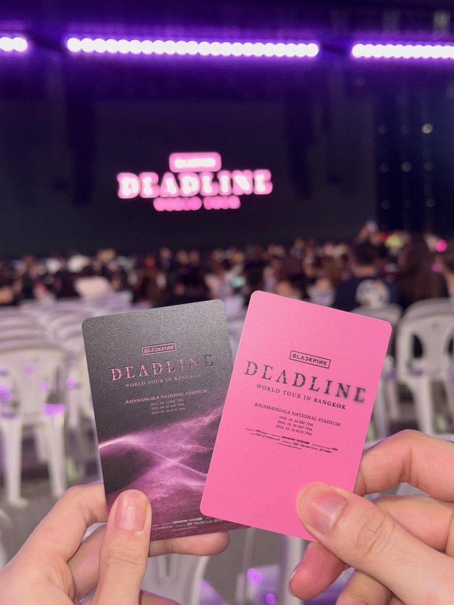 Thitaree_za tweet media