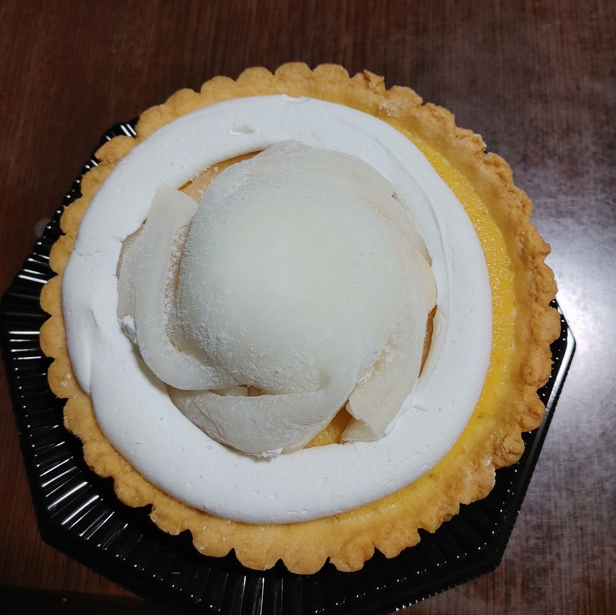 求肥と生クリームのタルト