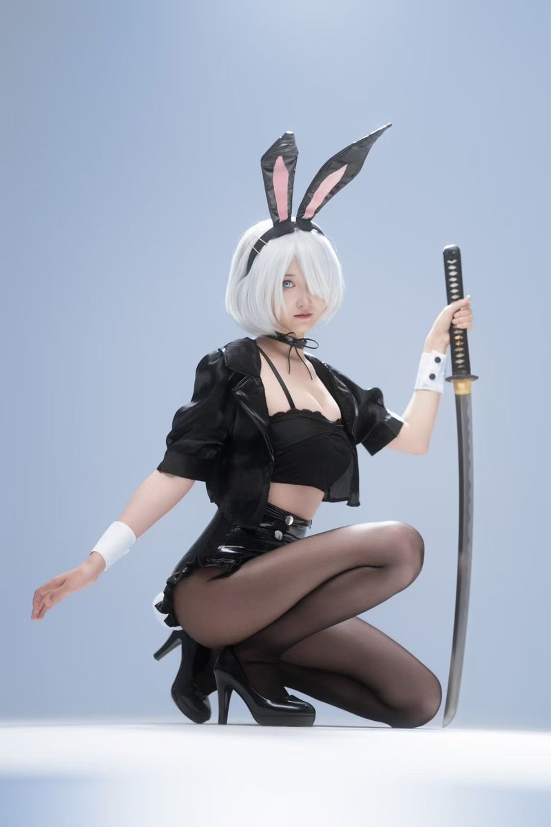 HanweiMetal's tweet photo. Hanwei Blade Center Sword Cosplay https://t.co/UjS6MMYSvW