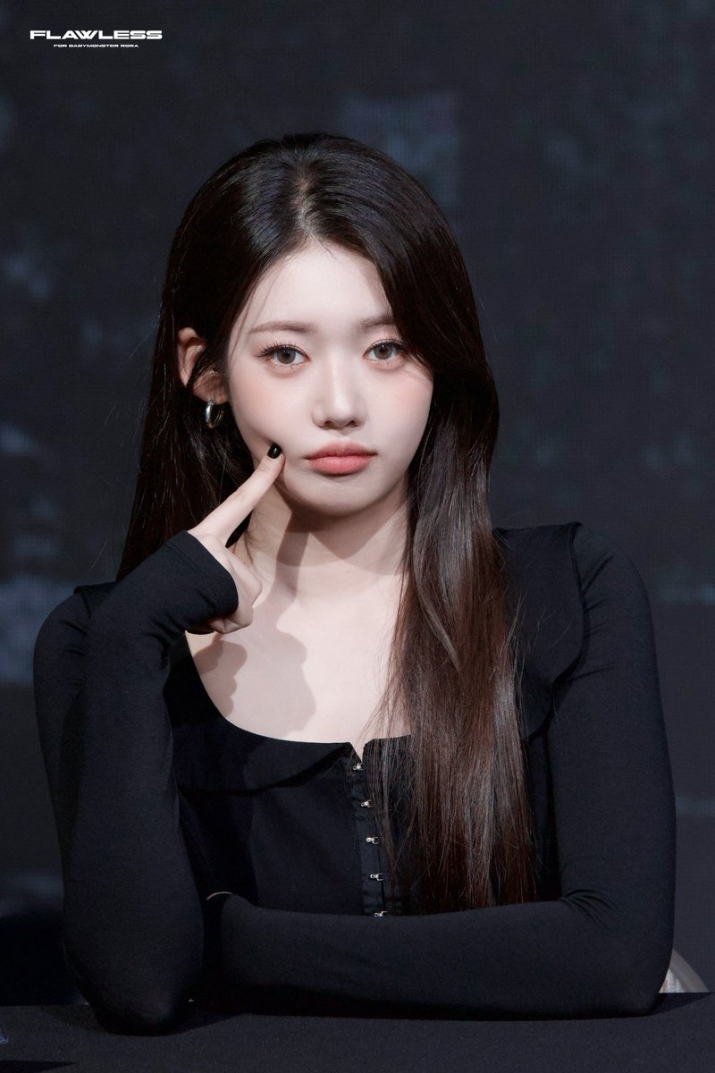 Flawless_rora's tweet photo. 251025 YG

☺️

#RORA #로라 #李茶仁
#BABYMONSTER #베이비몬스터 https://t.co/9E6nWQQU7j