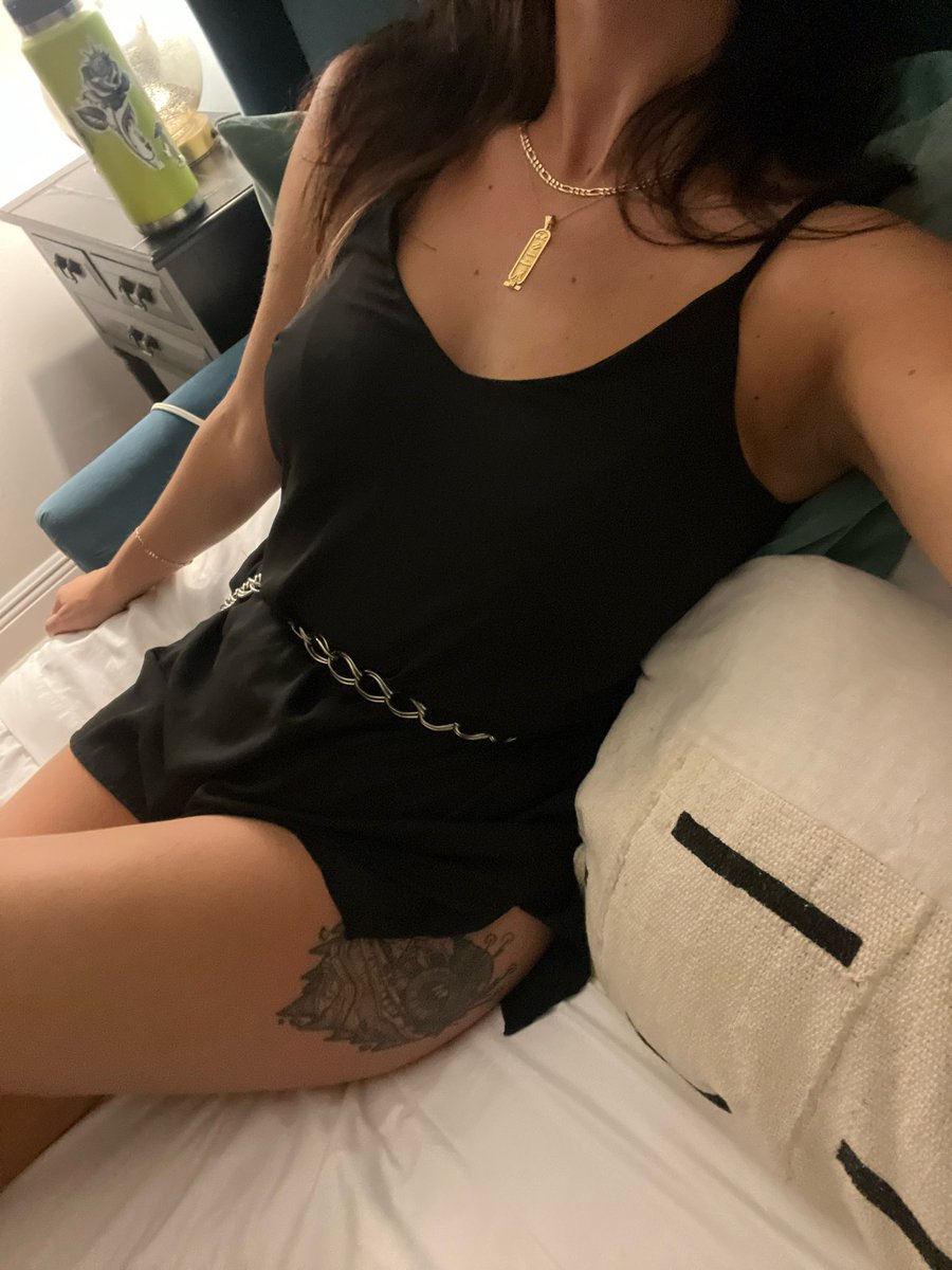 Cucks don’t get choices. Your only purpose is to kneel, pay, and obey. Submit—resistance is pathetic.

#domme #findom #cuck #fincuck #cuckold #paypig #dominance #petplay #moneykink #finsub #sub #goodboy #cuckchair