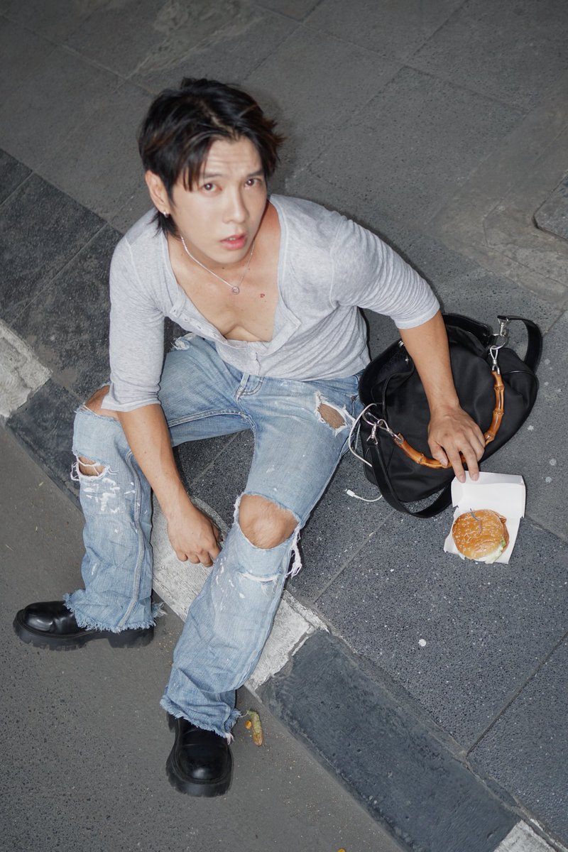 ช.ชวิน tweet media