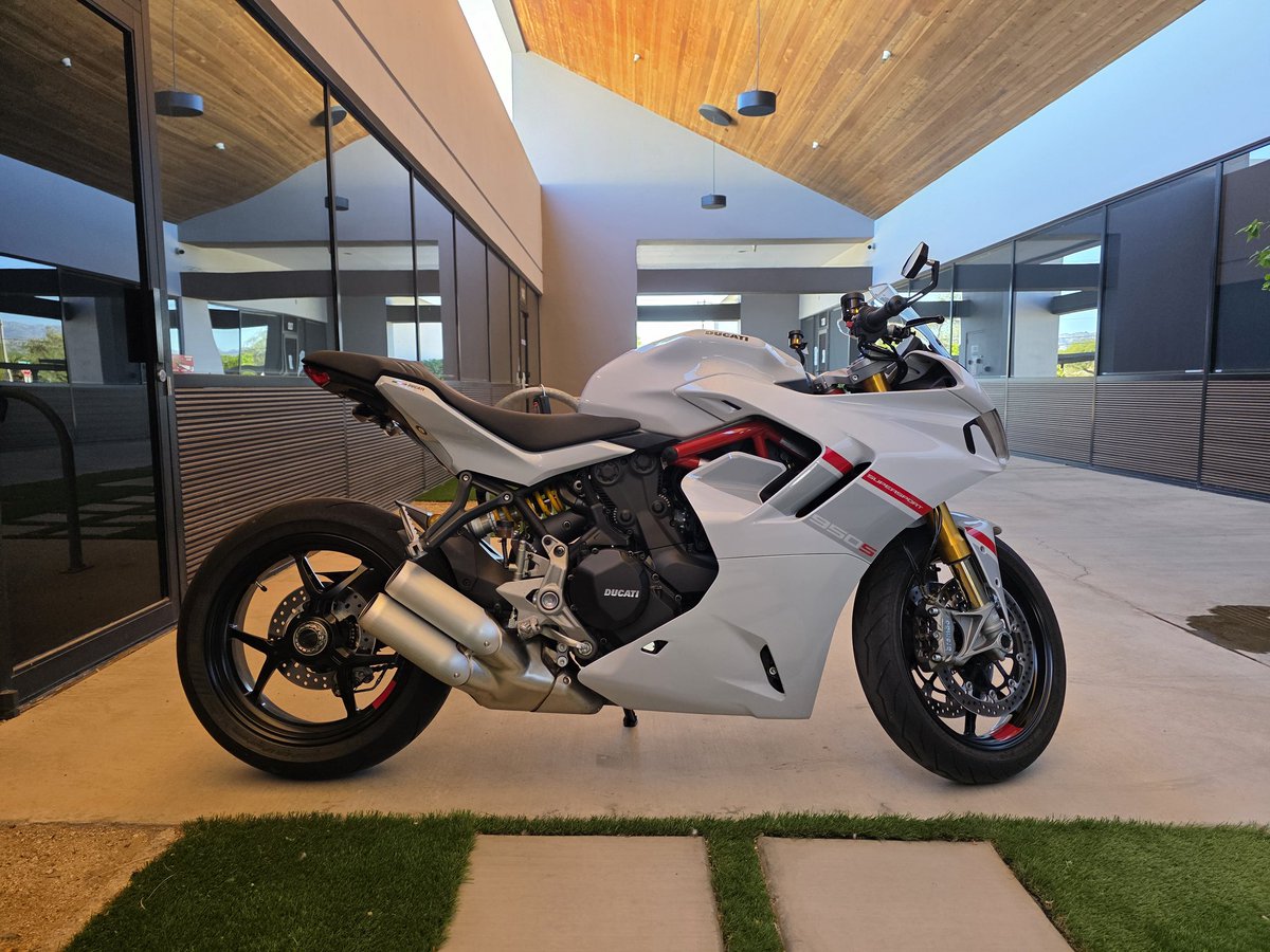 lethalrhythm's tweet image. Ducati Supersport 950s #ducati