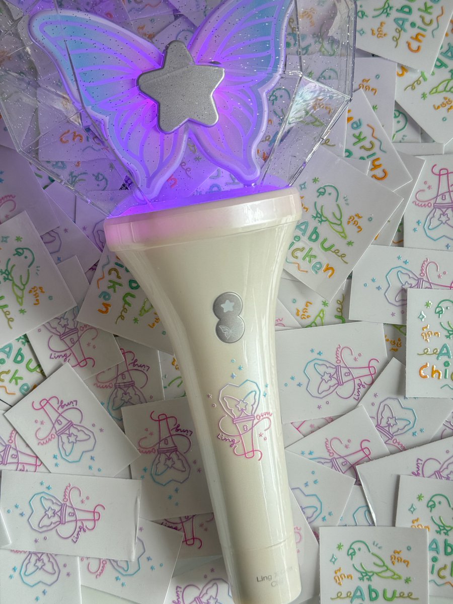 IIENGII's tweet photo. สตก. UV DFT น้องโลโล่แจกหน้าแฟนคอน เอาไปติดบงได้นะคะ
#LINGORMLightStick https://t.co/5RupnN1xCO