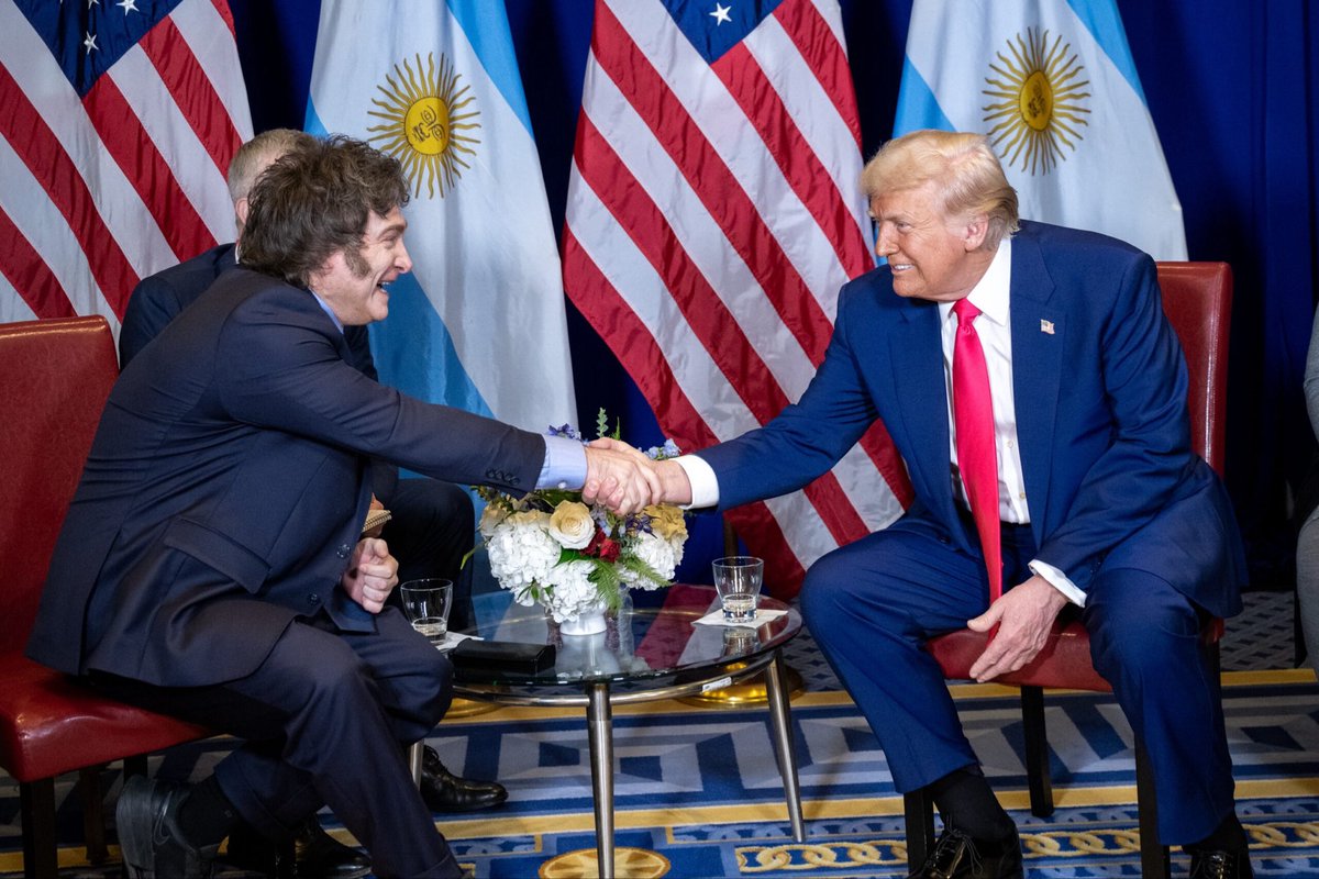 xMrJordan's tweet photo. @TrumpDailyPosts THE ARGENTINIAN TRUMP 
MAKE ARGENTINA GREAT AGAIN 🇦🇷 https://t.co/cAjpMOJBEw