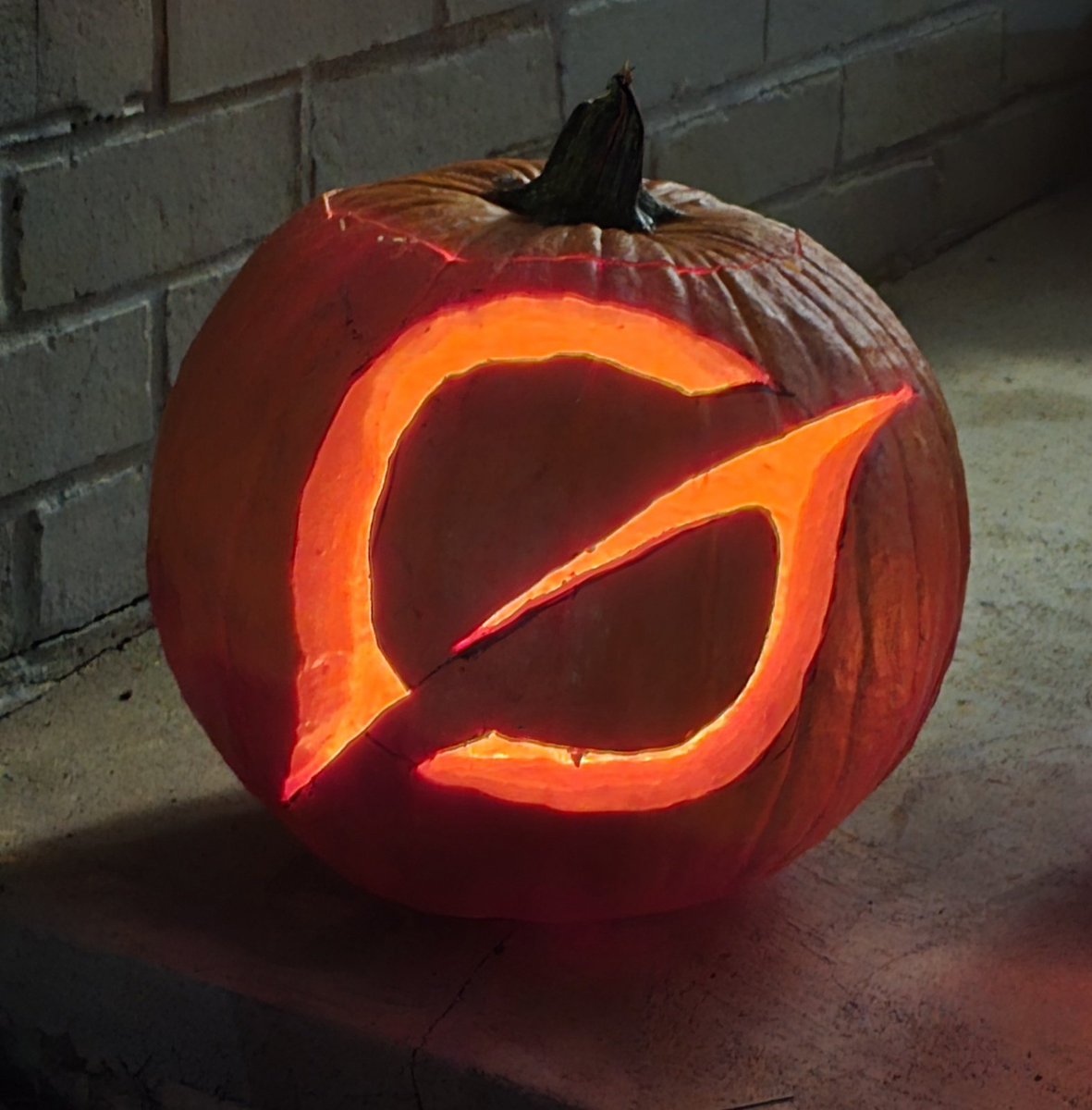 MasterTheGame's tweet image. Grok’s singularity glows for Halloween! Carved this baby @xai @grok @elonmusk—debug the dark ages? 🚀🕳️ #GrokPumpkin #Halloween2025 #GrokAI #HalloweenCarve #xAIArt