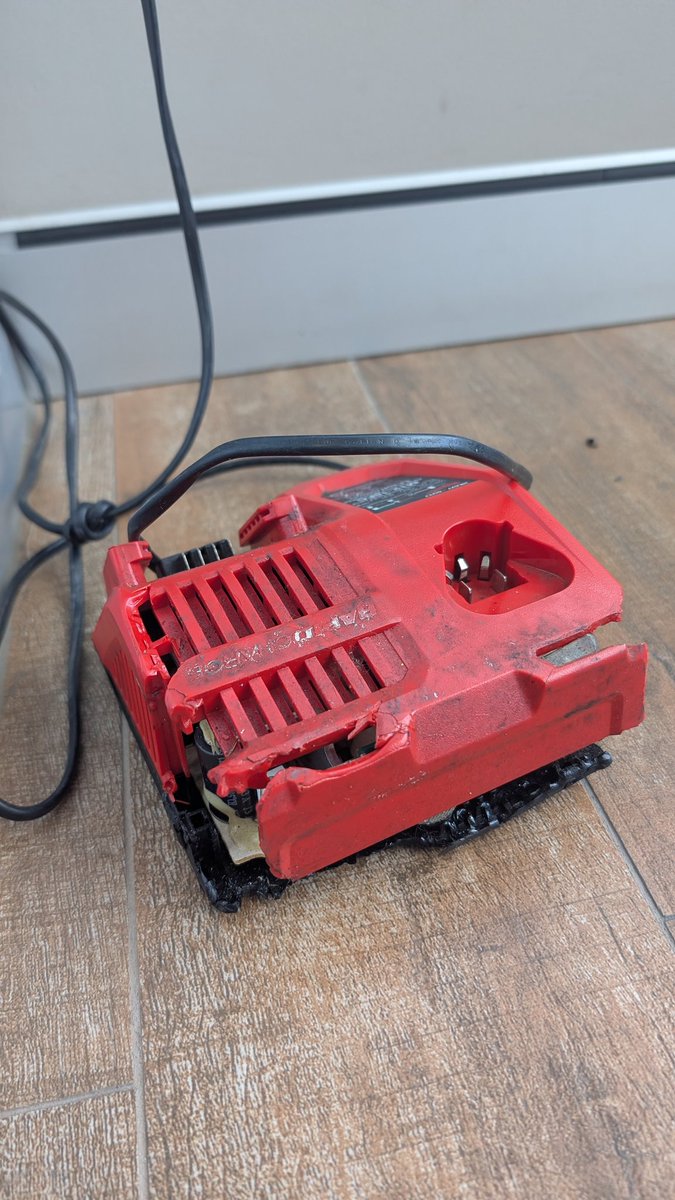 Dave Jones tweet media