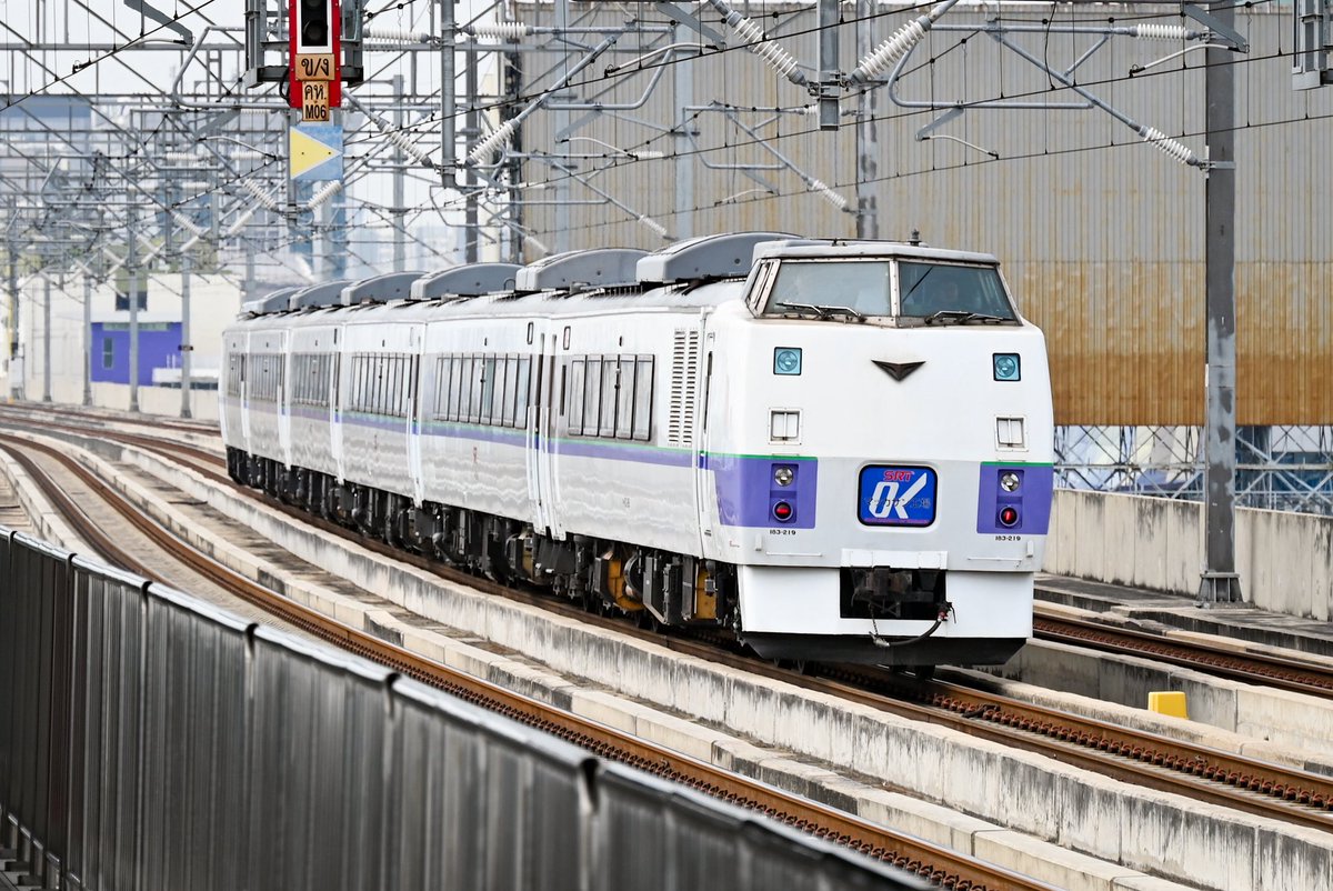 First run on the elevated line with キハ183系 6両編成 

団体臨時959レ : バンパイン行き