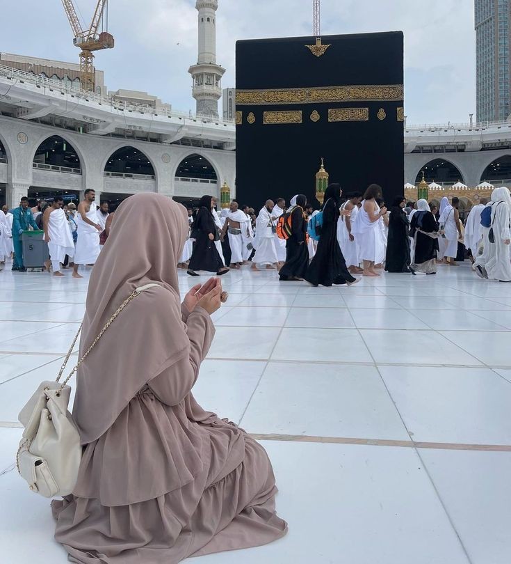 گڑیا 🙋‍♀️ tweet media