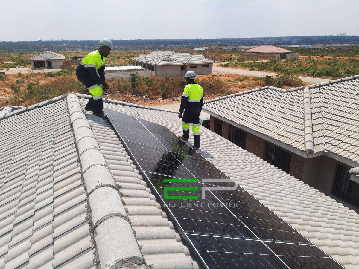PowerEfficient's tweet photo. Energy and Water for SUNway City 

#Harare #efficientpower🇿🇼 #solar #electrical #waterpump #farmer #farming #irrigation #solarpump #boosterpump #canadiansolar #jinkosolar #solar #Zimbabwe #agriculture #water #livestock #animal #poultry #cattle #centerpivotirrigation https://t.co/vKqD5PZWYq