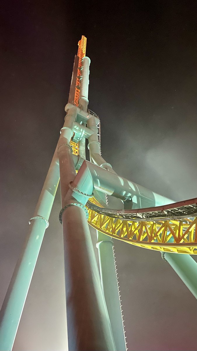 CompassApptwt's tweet image. What compass does on his day off