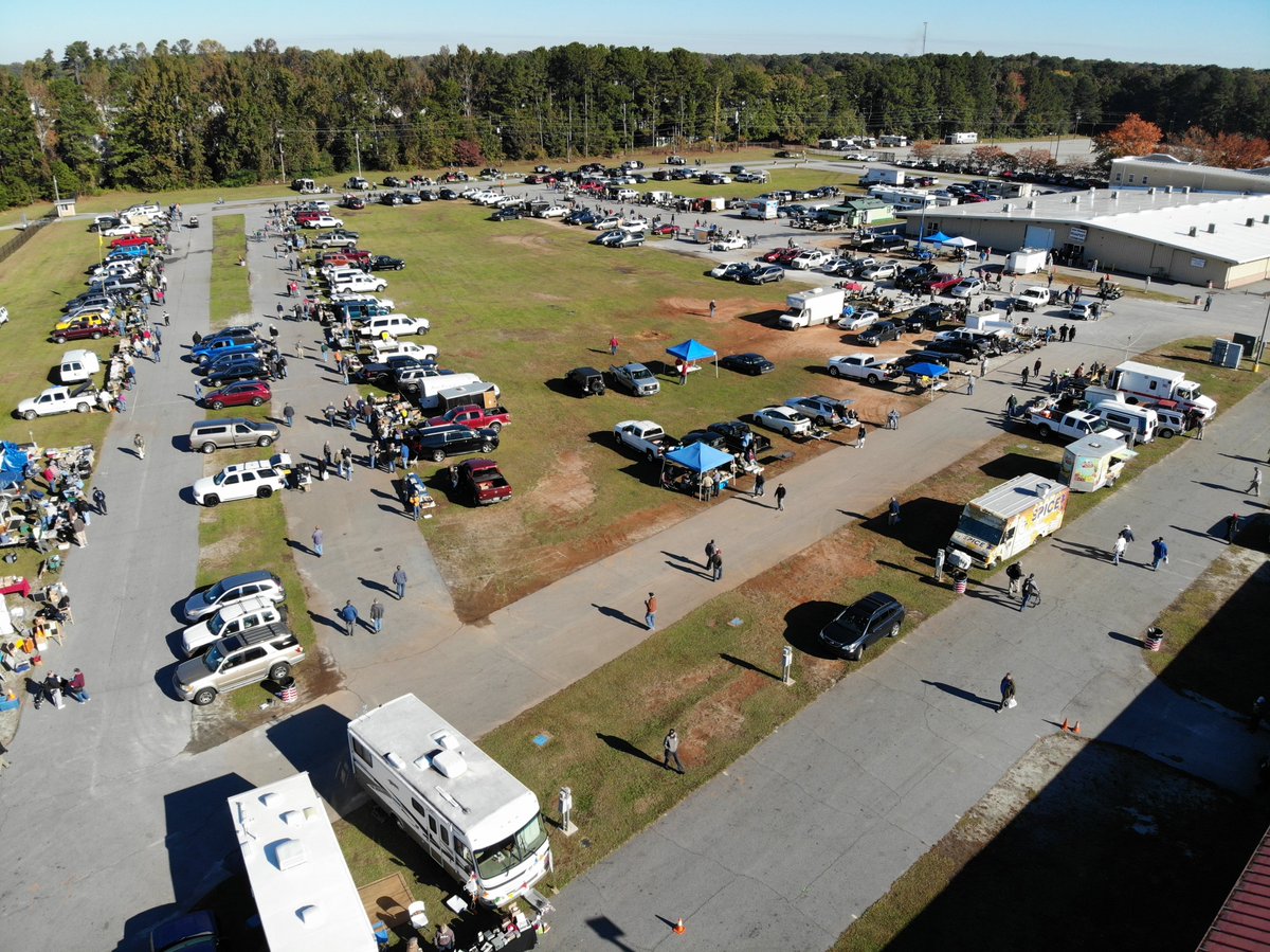 usnaraorg's tweet photo. We're heading to Stone Mountain Hamfest in Lawrenceville, GA, Nov 1-2! Whether you want to learn more about what we're doing or just say hi, we'd love to meet you! Join our forum on Sunday at 10 AM. Bring your questions and your ideas, and let's have a conversation. https://t.co/ygdUUrR3JV