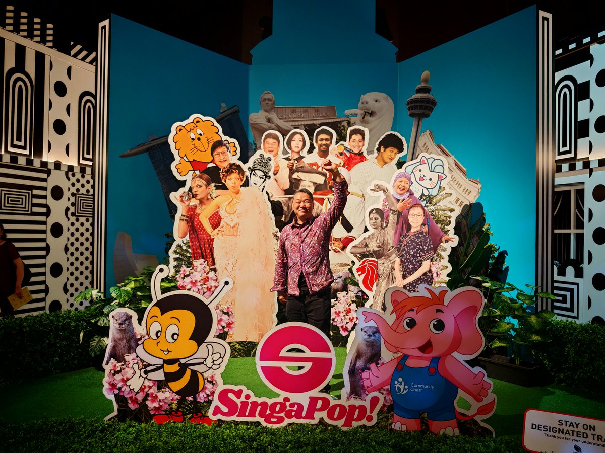 tks's tweet photo. So happy to be back in Singapore! 🇸🇬✨
好开心又回到新加坡!
Seronok dapat kembali ke Singapura!
#Singapore #SingaPop #ArtScienceMuseum https://t.co/oP6KSmCDJi