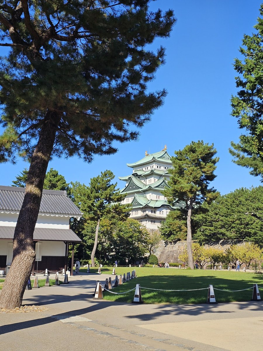 オールドノリタケ名古屋城 オールドノリタケ名古屋城