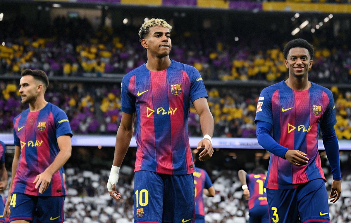 FCB World tweet media