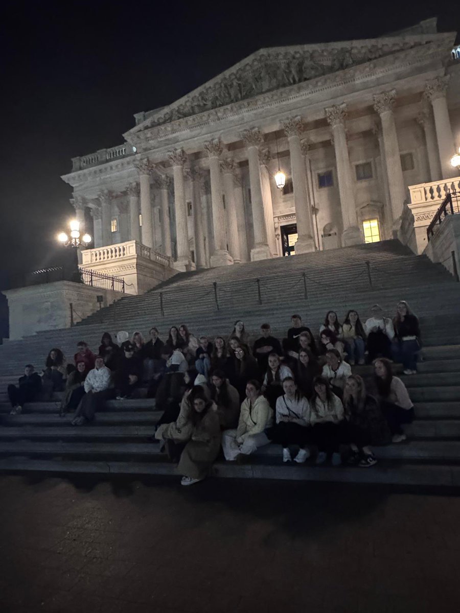 HistorySMG's tweet photo. 🇺🇸 Day 4 – Washington Trip
We rounded off the day with the Ghost City walking tour — a spooky stroll, complete with breathtaking night-time views of the Capitol 🌙✨ https://t.co/8EC5j9unqv