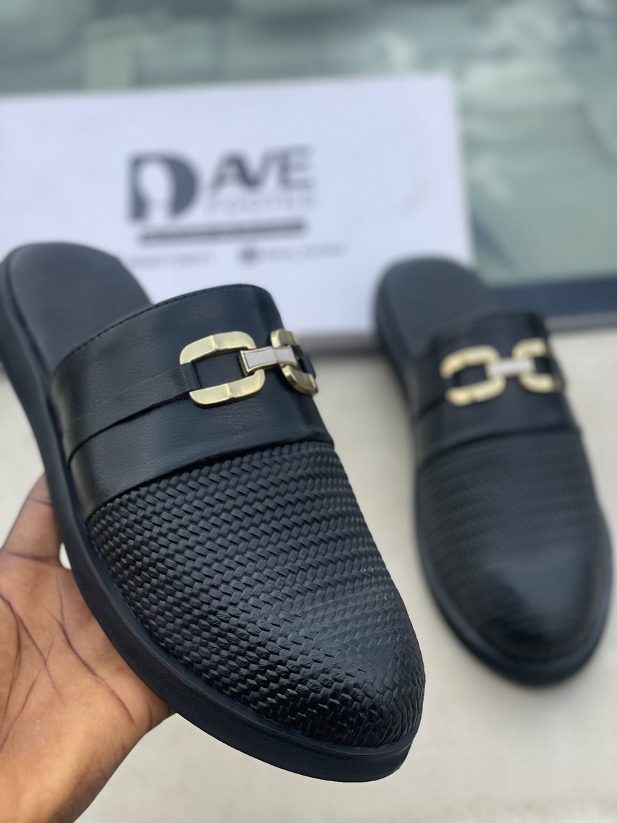 AbujaShoemaker's tweet photo. Good morning my people
Remember to place an order this week and also don’t forget to refer us 🙏🙏🫶
#abujashoemaker #AbujaTwitterCommunity #Abuja #FarrhanaBhatt #MadeinNigeria #HandmadeWithLove #nigeriafintechweek2025 https://t.co/Gbrcnb0lqj