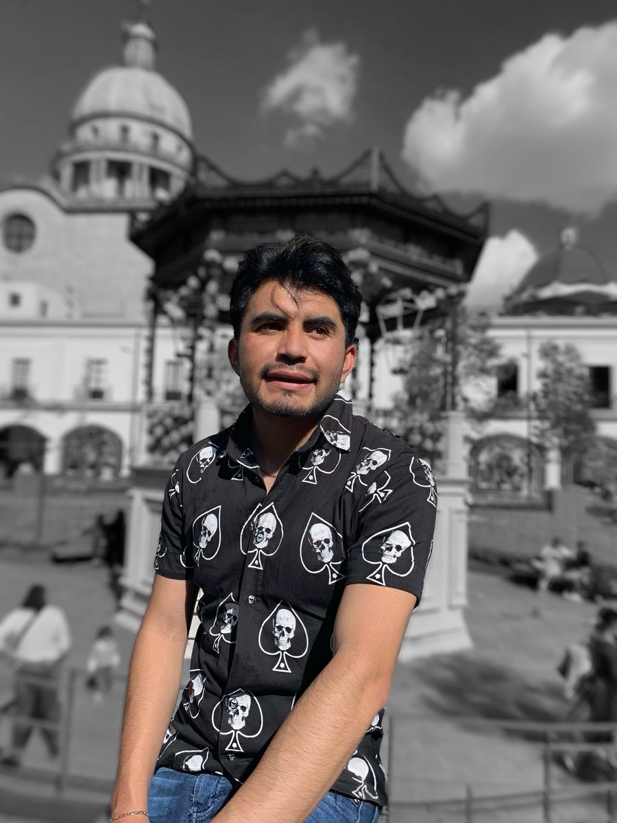 Brian Thomas tweet media