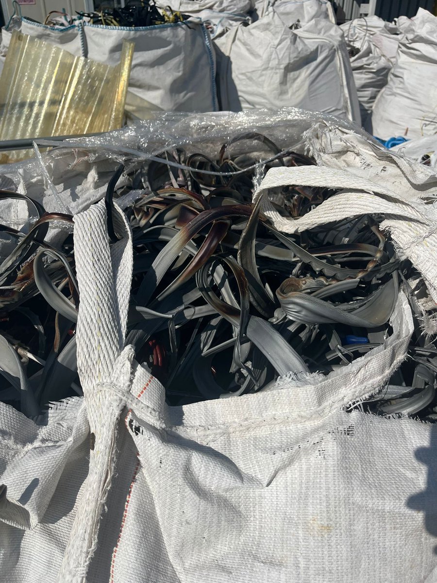 Foursfze's tweet image. PVC Lumps
Available
Interested Buyers may contact
WhatsApp: +971506802492
E-mail: info@foursfze.com and bdm@foursfze.com

Whatsapp: whatsapp.com/channel/0029Va…

#PVCLumps
#PVCRecycling
#PVCWaste
#PVCMaterial
#RecycledPVC
#PlasticRecycling
#PlasticScrap
#PVCGranules
#PVCCompound