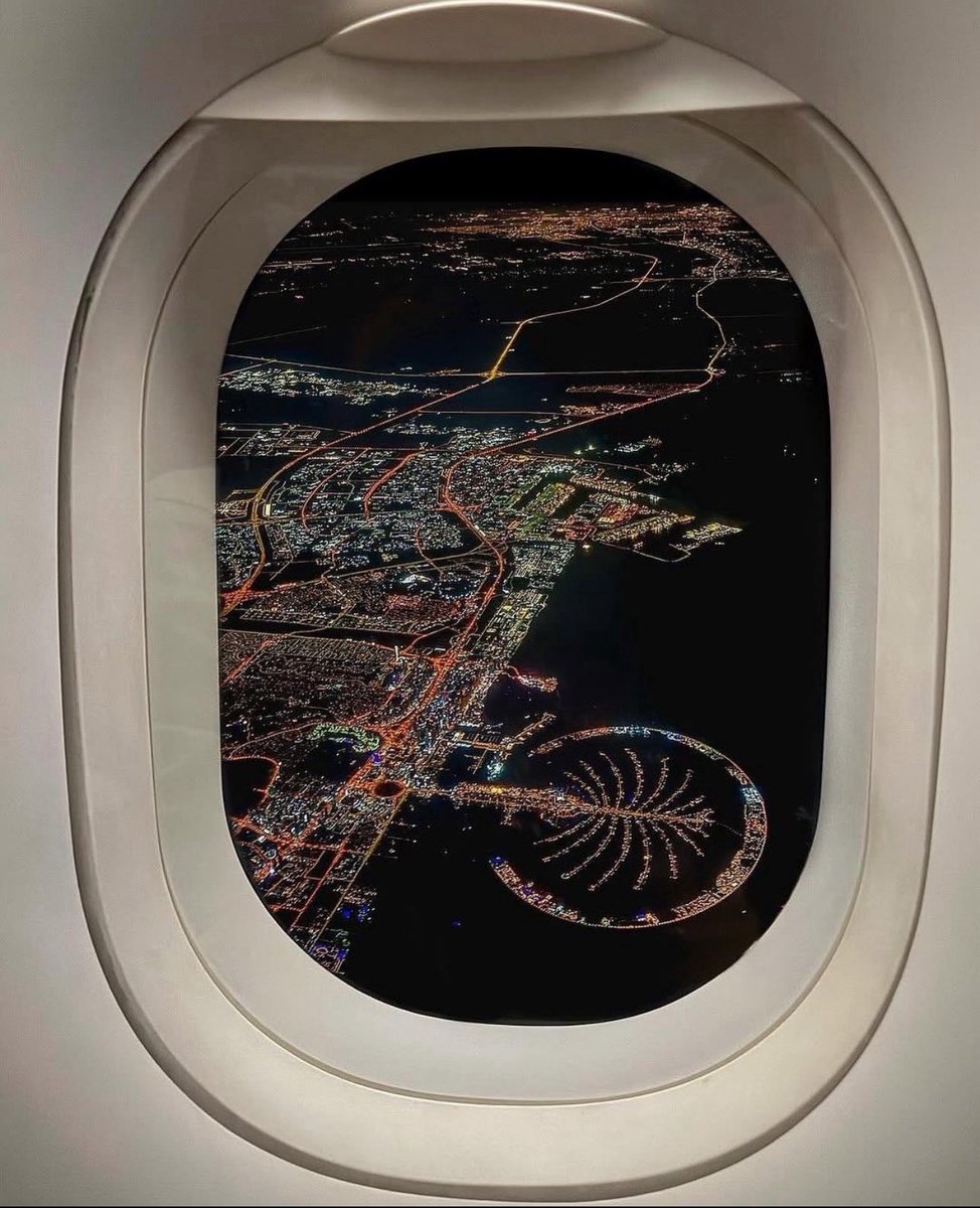 #السعودية جاءت في "  المراكز الخمسة الاولى  " 
على مستوى العالم من حيث الآمان والمشي بمفردك ليلًا 💚🇸🇦 . . •••