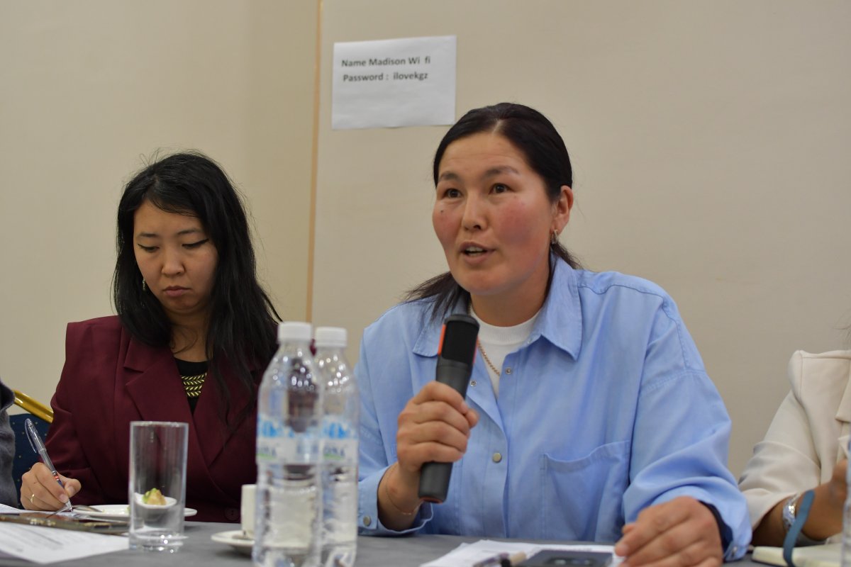 October 24, 2025. Roundtable discussion on gender equality and social inclusion in the municipal waste management system. The Swiss-funded “Public Service Improvement” project promotes improved quality and access to services by implementing systemic changes at the local level.