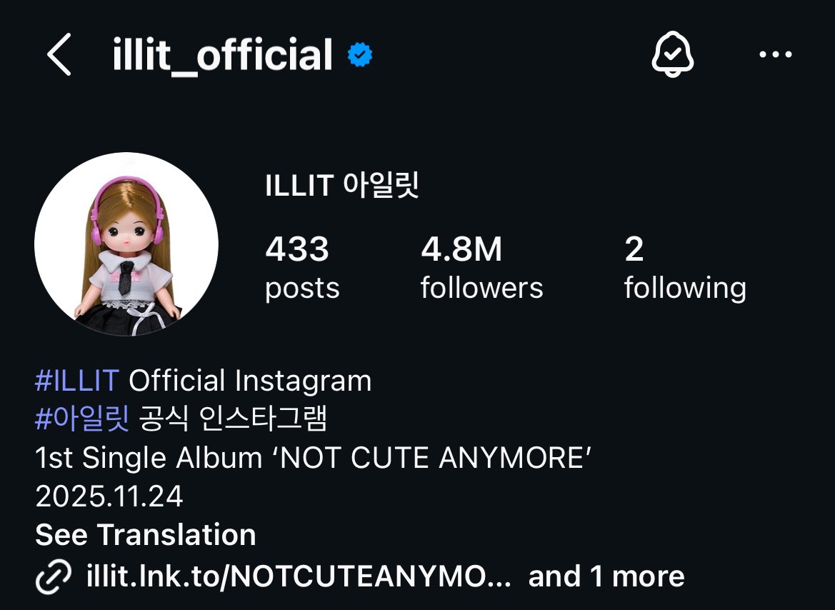 น้องไอลิทเปลี่ยนรูปโปรไฟล์ไอจีเป็นตุ๊กตาตัว school girl น่ารักกกก