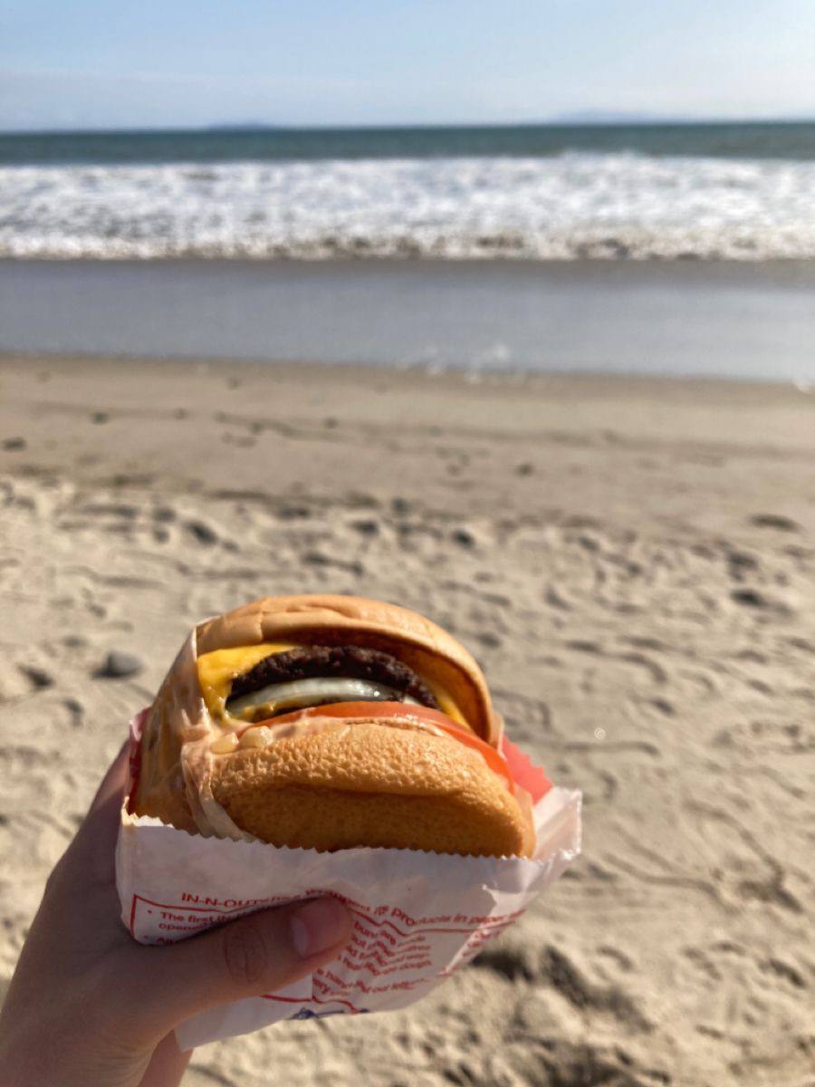 neet_sol's tweet image. Monday. 11:56 AM. Unemployed.