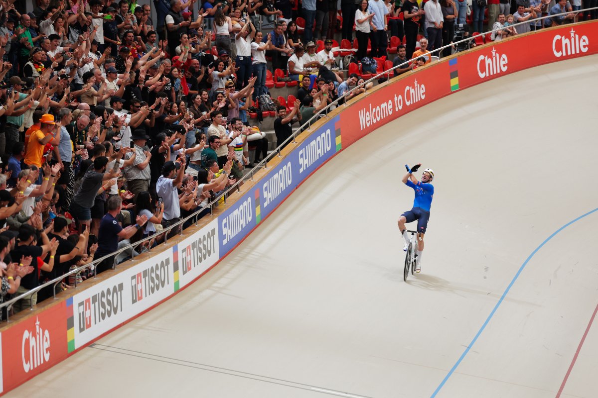 #Santiago2025 🌈 / Fin de ces Mondiaux de cyclisme sur piste, le tableau définitif des médailles :

🇳🇱 NED 🥇🥇🥇🥇🥇🥇🥇🥇🥇🥈🥈🥉🥉
🇬🇧 GBR 🥇🥇🥇🥇🥈🥈🥈🥈🥈🥈🥈🥈🥉🥉
🇮🇹 ITA 🥇🥇🥉
🇩🇰 DAN 🥇🥈🥈🥉
🇯🇵 JAP 🥇🥈🥈
🇩🇪 GER 🥇🥈🥉
🇧🇪 BEL 🥇🥉🥉
🇪🇸 ESP 🇮🇪 IRL 🇲🇽 MEX 🥇
🇦🇺 AUS