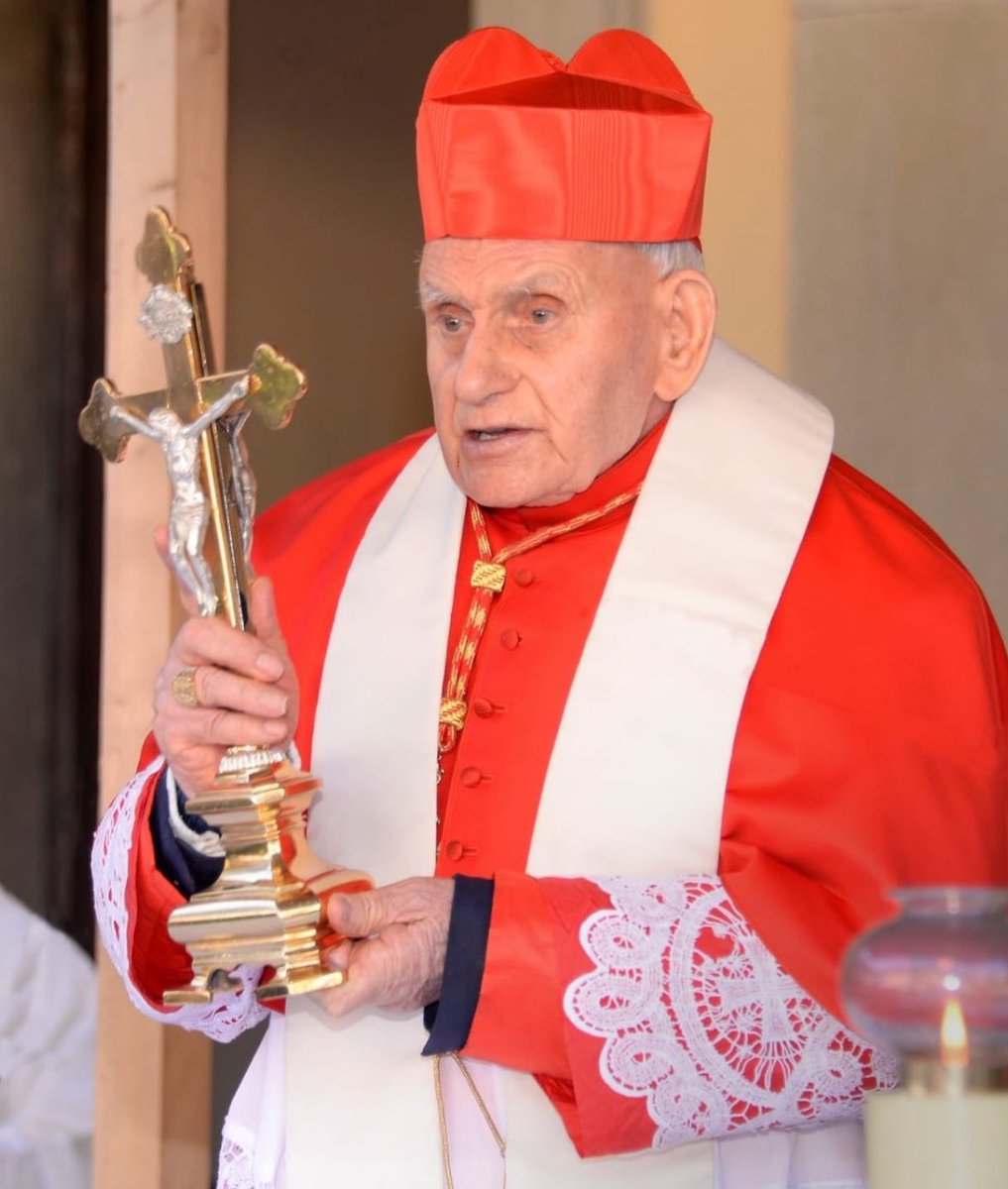 Cardinal Ernest Simoni is a remarkable figure in the Catholic Church, known for his unwavering faith and heroic witness during decades of persecution under Albania’s communist regime. In 1963, he was arrested after celebrating a Mass for the repose of President John F. Kennedy