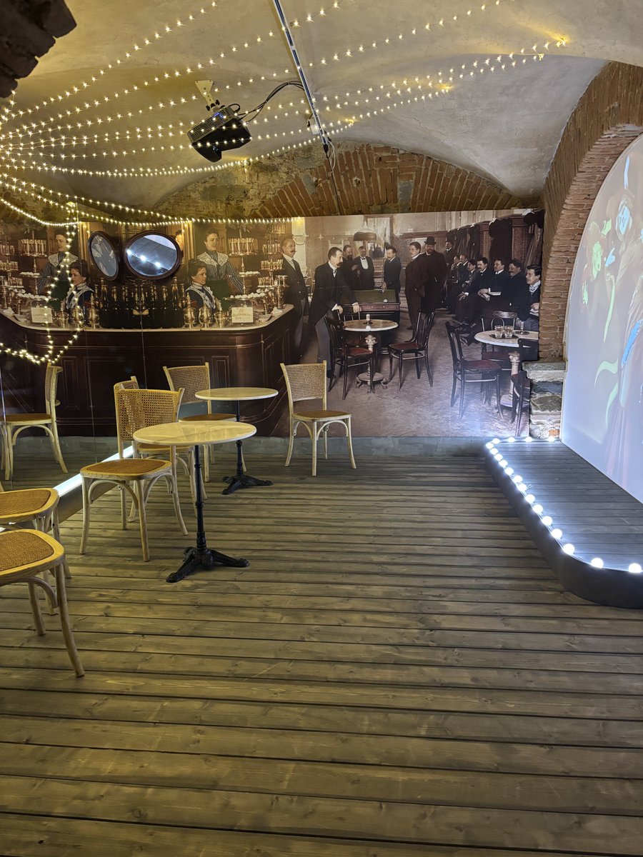 昼下がりのフィレンツェ 🇮🇹フィレンツェ発現地ツアーeasyfirenze on X