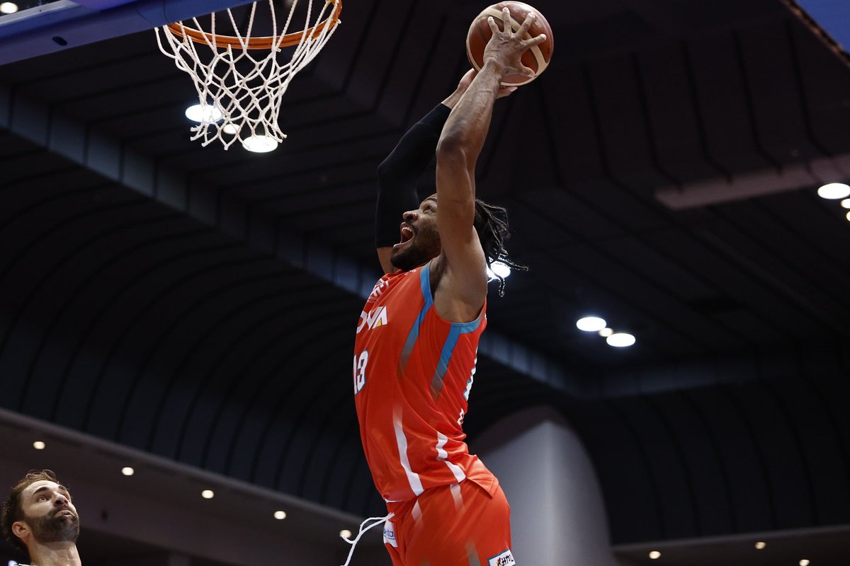 Evans ドラゴンフライズ#13 ドウェインエバンスレプリカユニフォーム Evans ドラゴンフライズ#13 ドウェインエバンスレプリカユニフォーム