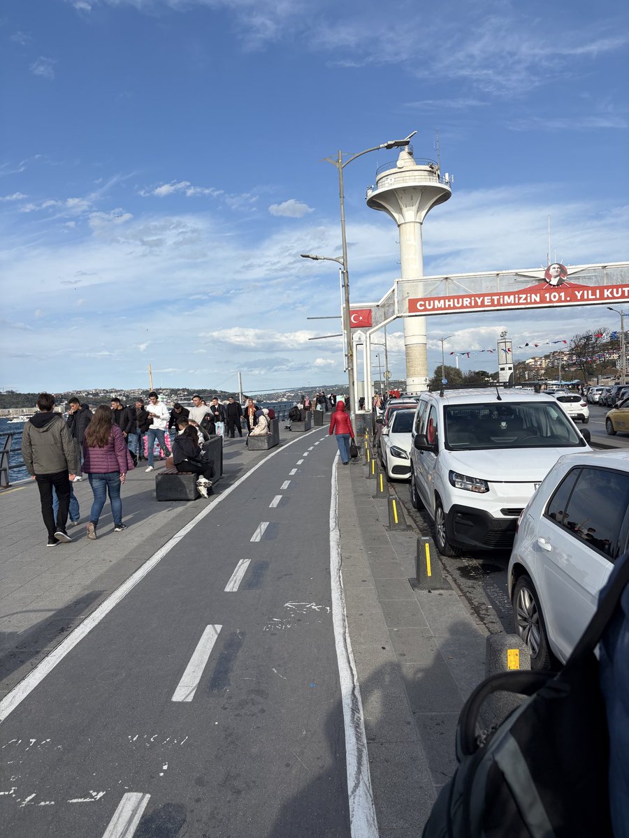 Anicetobacter's tweet image. #cicloVia #bicisenda en Estambul…Cosse no descansa…