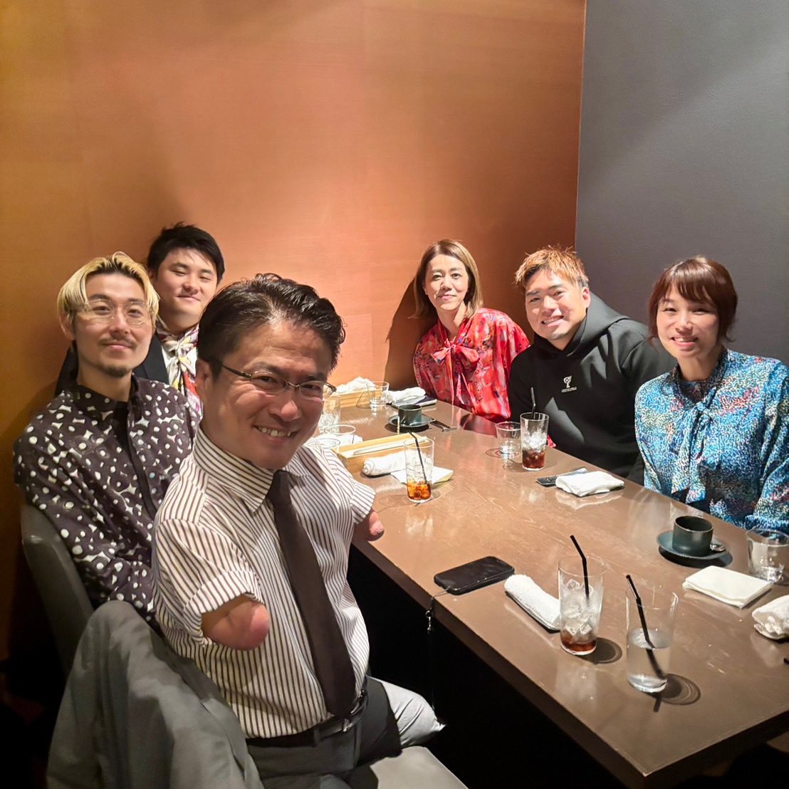 今日は乙武さん <a href="/h_ototake/">乙武洋匡</a> 
先日のnews23で共演した中室さん　
<a href="/makiko_nakamuro/">中室牧子</a> 
HeralbonyのCEO 松田崇弥さん　
<a href="/heralbony_twins/">松田崇弥・文登【ヘラルボニー / HERALBONY｜双子起業家】in 盛岡・銀座・パリ</a> 
NPO法人カタリバの今村久美さん　
とのランチ会🍙

とても素敵な時間をありがとうございました😃