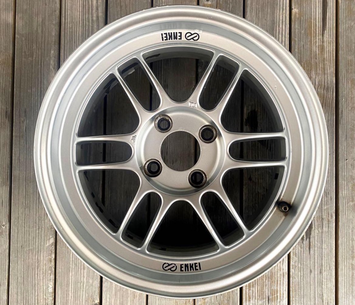 金木ページ 丼 on X