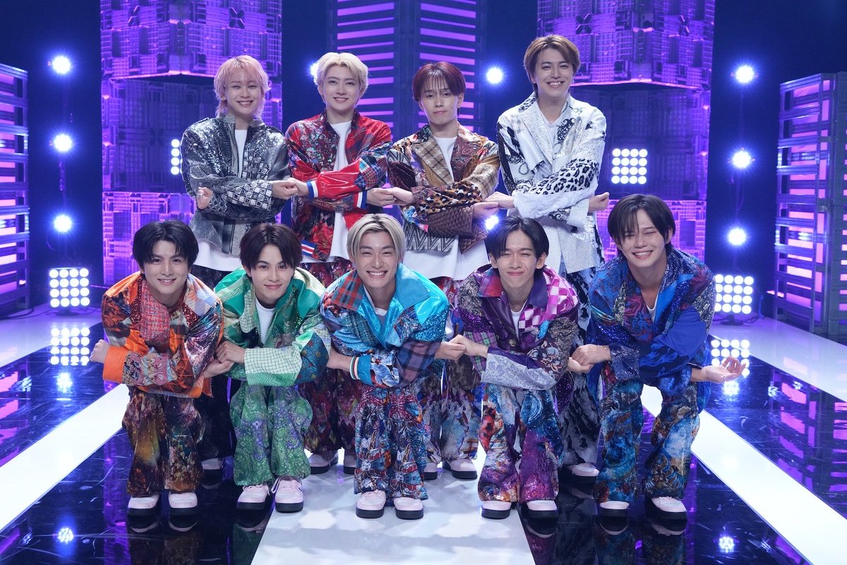Ai7a___'s tweet photo. 昨日ニュース見てたら弟が｢メタルなかよししとる｣とか言うから｢？？？｣だったけど確定でコレや https://t.co/OUUqR0s1PI