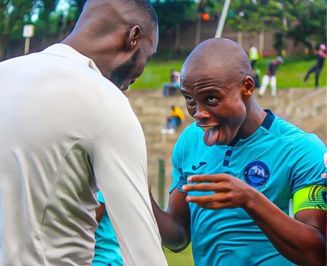 mapensela11's tweet image. BANTER MONDAY!!

Based on this weekend’s football results ACROSS THE WORLD, comment with a meme and a caption under this post. The best caption wins a R250 @Hollywoodbets voucher. Don’t forget to follow Hollywoodbets on all social media platforms.
#HollywoodbetsxReggie 
#Azisheke