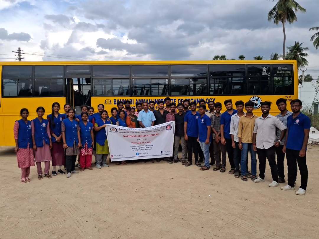 nss_unit2_bit's tweet photo. The NSS Unit II of Bannari Amman Institute of Technology (BIT) organized Swachhata Pakhwada – Shramdaan activities in the vicinity of Kodiveri and surrounding areas on 18.09.2025.
#NSS #SwachhataPakhwada #Shramdaan #CommunityService 1/4 https://t.co/DvagD4C9Eg