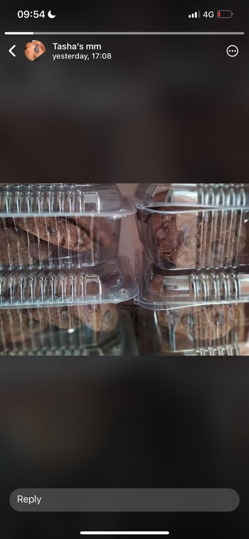 PlugTasha's tweet image. Add our chocolate chips cookies to your diet with slight THC per bite to keep you going. Stockup Monday