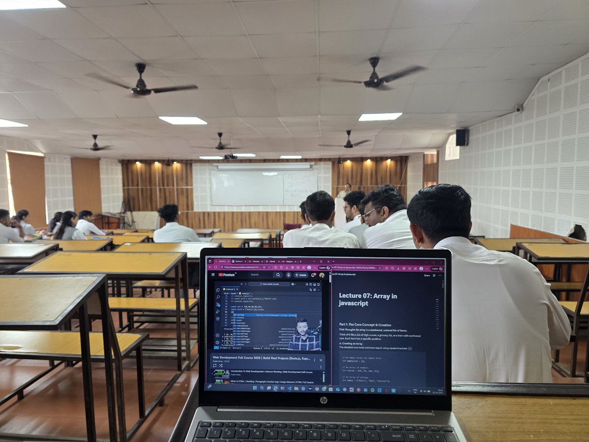 Bitbyanjali's tweet image. Completing the backlogs during clg hrs...
It's Monday again and I still haven't gotten to the latest video....😣😭
DSA is on the way.
#100DaysOfCode #buildinginpublic #frontend #webdev #DSA