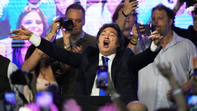 intl_source's tweet image. #Argentina #PoliticalReform #LatinAmerica
Argentina's radical president wins a historic midterm election, signaling a turning point in the nation's turbulent political and economic journey.
intlsource.net/en/public/arti…