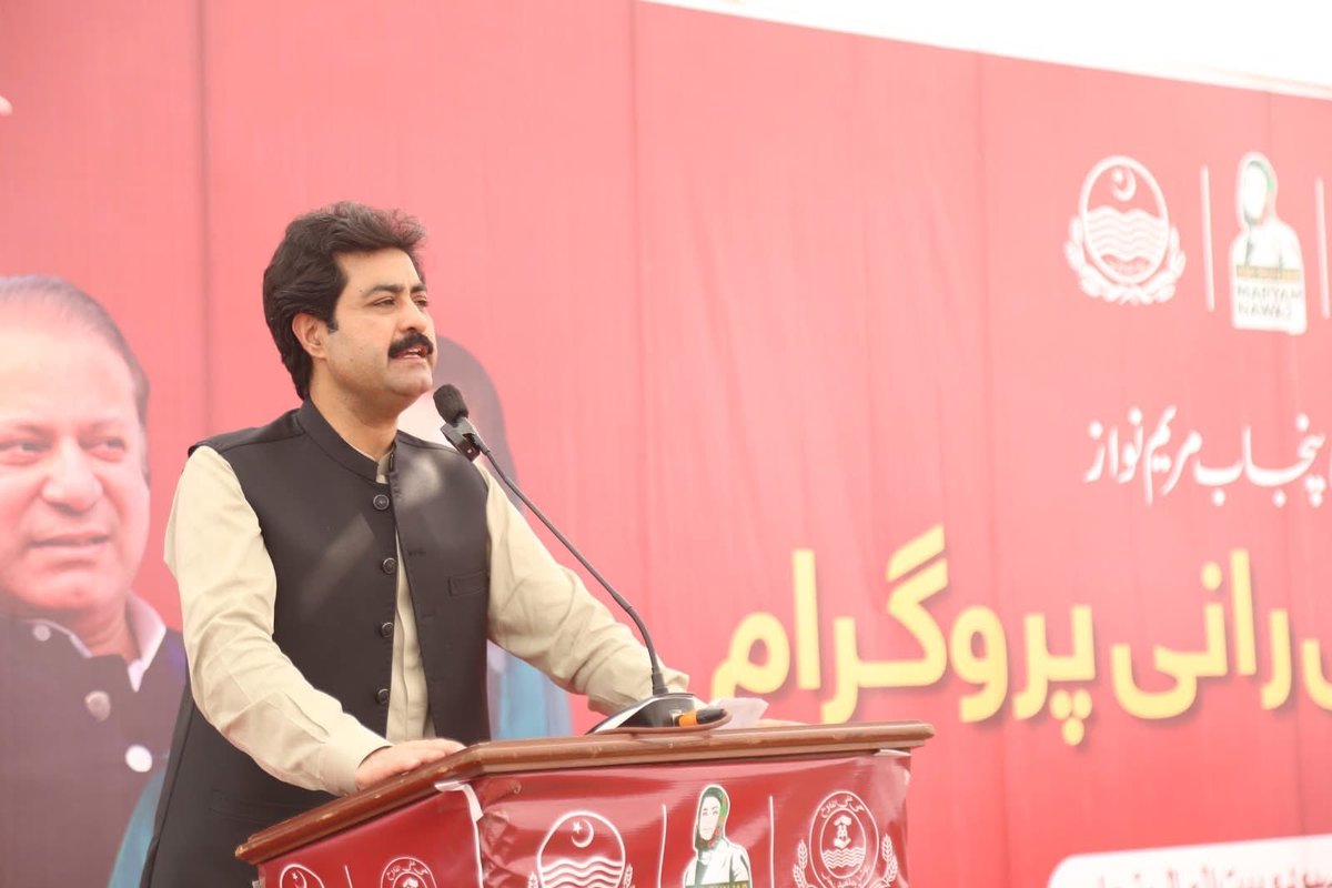 ریاست جب ماں بنتی ہے… بیٹیاں مسکراتی ہیں۔ ❤️
ماں کی ممتا جیسے دلوں کو سکون دیتی ہے، ویسے ہی مریم نواز شریف کی شفقت نے 155 بیٹیوں کے خوابوں کو تعبیر دی۔ 💍
اوکاڑہ میں اجتماعی شادیوں کی یہ تقریب نہیں، محبت، احساس اور ریاستی ماں کی شفقت کی زندہ مثال تھی