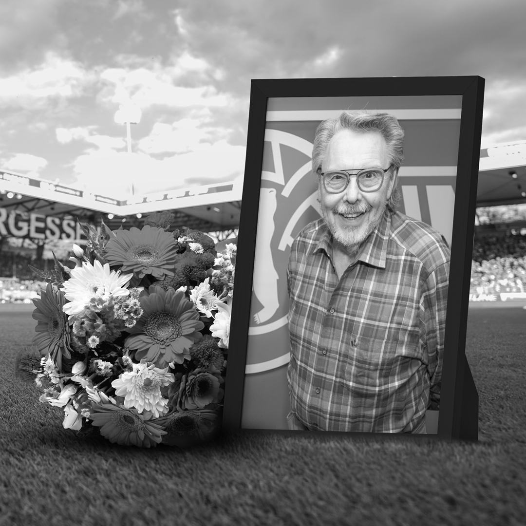 fcunion's tweet image. Der 1. FC Union Berlin trauert um Hans-Joachim „Jochen“ Lesching, Aufsichtsratsmitglied und Ehrenmitglied des Vereins. Er verstarb am Donnerstag, dem 23. Oktober 2025 im Alter von 83 Jahren im Kreise seiner Familie. 

„Mit Jochen Lesching verlässt uns ein Mensch, der unseren Klub…