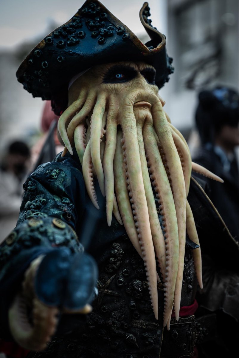 Lentokim's tweet image. 𝑫𝒐 𝒚𝒐𝒖 𝒇𝒆𝒂𝒓 𝒅𝒆𝒂𝒕𝒉?
넌 죽음이 두려운가? 

📸 : @zzirong_e 

#potc #Pirate #DavyJones 
#PiratesoftheCaribbean 
#Disney #캐리비안 #해적 
#데비존스 #Dハロ 
#Dハロ仮装
#Dハロ仮装2025