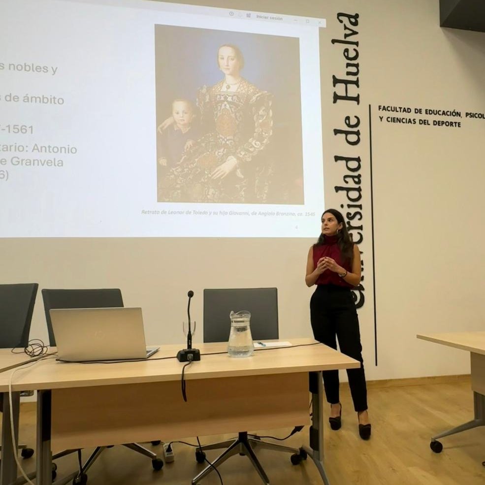 Historia152's tweet photo. Aquí van algunas imágenes del simposio "Tradición y cambio en la historia del español", en cuyo comité organizador se encuentra nuestro compañero José Luis Montiel, de la @UniHuelva, y en el que participaron Lola Pons, Ana Romera e Irene Roldán. https://t.co/dHkD9Jx2Ih